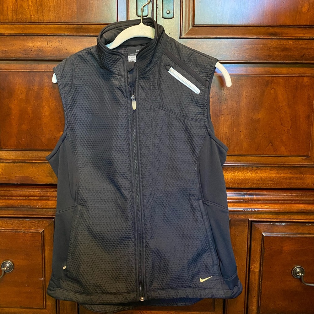 Black textured Nike vest